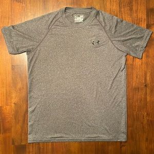 Mens Under Armour HeatGear Small T-Shirt